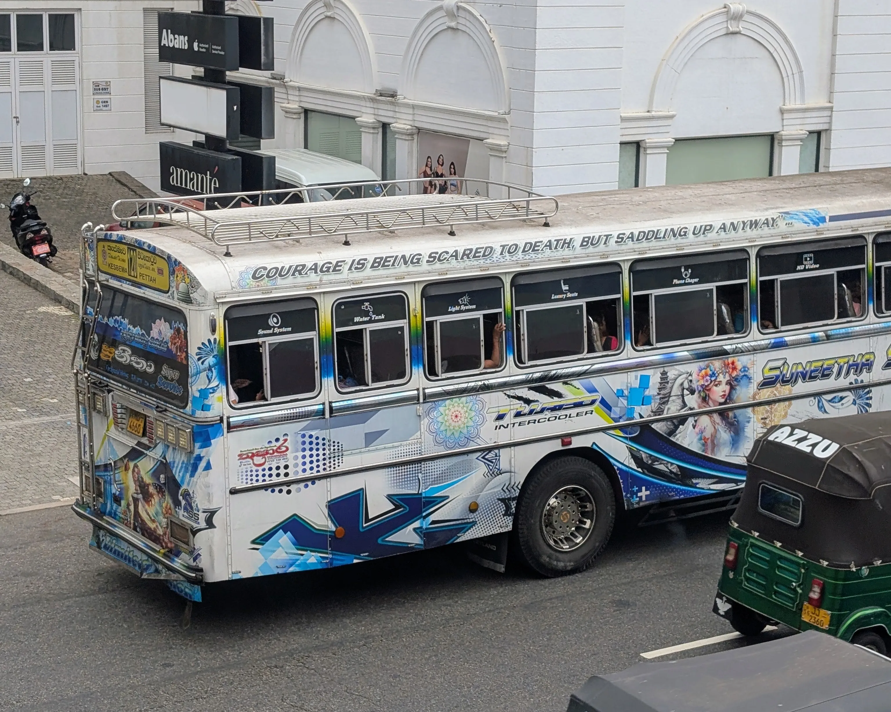 Bus